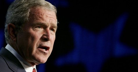 Irak'ta ABD Başkanı Bush'a saldırı 