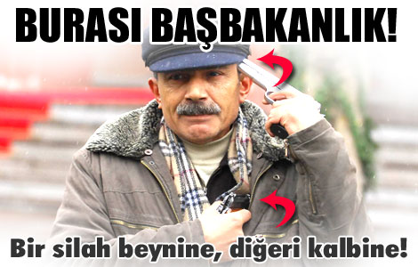 Başbakanlık önünde kafasına silah dayadı! 