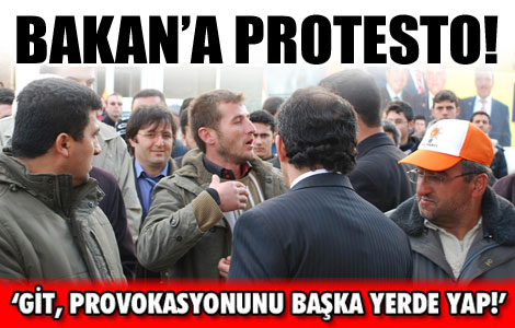 Bakan'a protesto! 