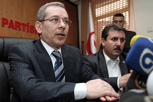 AKP'den ayrıldıktan sonra 'Yeni Oluşum Hareketi'ni yürüten Abdüllatif Şener