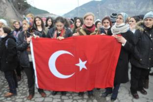 8D3D1D4F-A9AD-4E38-A990-9F98E6679A6D_16766557